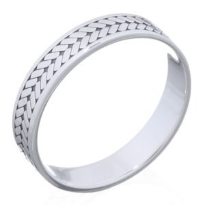 A braided sterling silver band ring