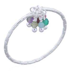 A sterling silver cluster mixed beads ring