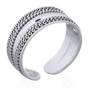 A high polish 925 silver ring looping border design
