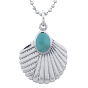 A shell with oval shaped green stone 925 silver pendant