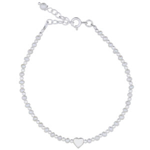 A beaded freshwater pearl with 925 silver heart charm bracelet