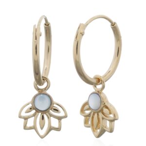 A pair of mother of pearl little lotus 925 gold plated hoop earrings