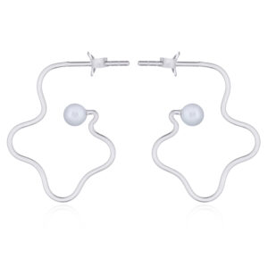 A pair of cloud shape stud 925 silver earrings with freshwater pearl