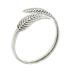 An antiqued leaves opened sterling silver midi ring