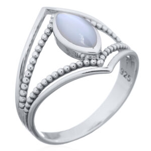 A exquisite mother of pearl boho style 925 sterling silver ring