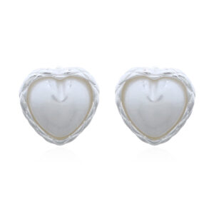A pair of heart pearl in 925 sterling silver stud earrings