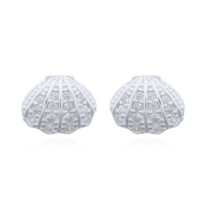 A pair of 925 sterling silver delicate cz clam shell stud earrings