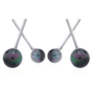 A pair of intersecting x dark green shell pearl 925 silver stud earrings