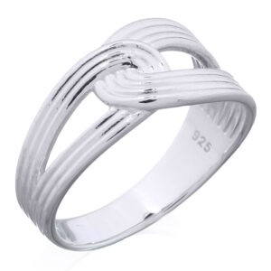A stunning interlocked 925 sterling silver ring