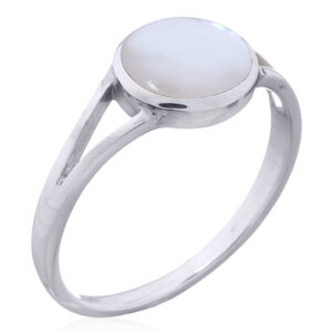 A exquisite 925 silver mop statement ring