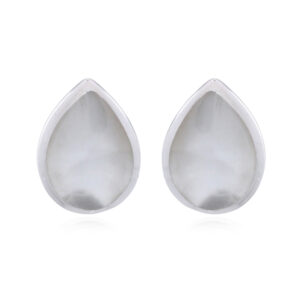A pair of stunning 925 silver mop raindrop stud earrings